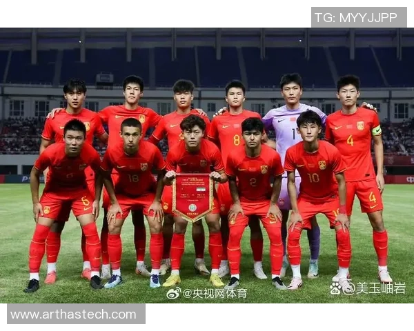 新疆籍足球明星年薪突破百万引发热议助力地方足球发展